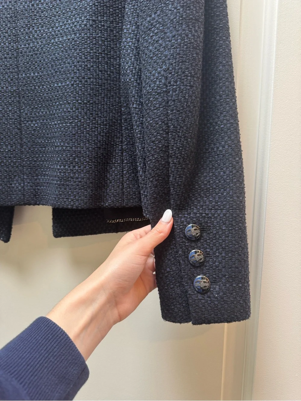 CHANEL Navy Textured Tweed Blazer Jacket CC Logo Buttons FR 38 US 6